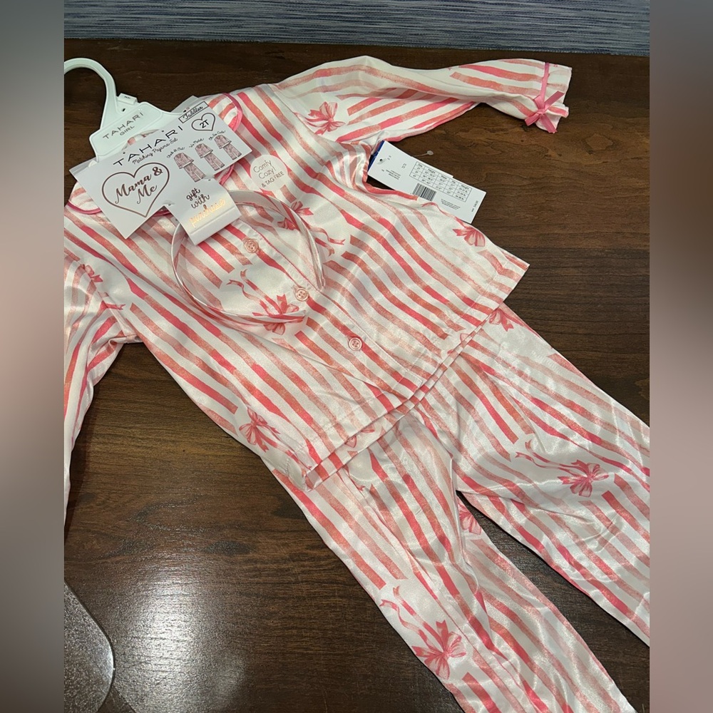 NWT Tahari Mommy & me bow pajama set 3 piece pink holiday size 2T